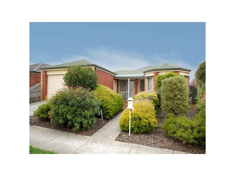 21 Armadale Drive, Narre Warren VIC 3805