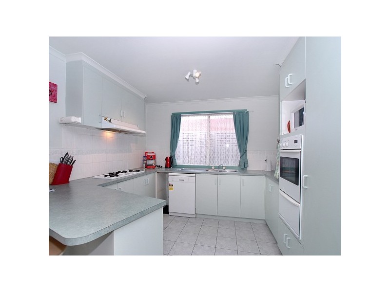 21 Armadale Drive, Narre Warren VIC 3805