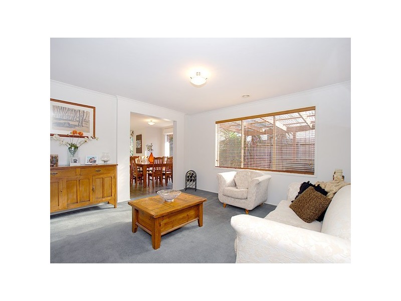 143 Bellevue Drive, Berwick VIC 3806