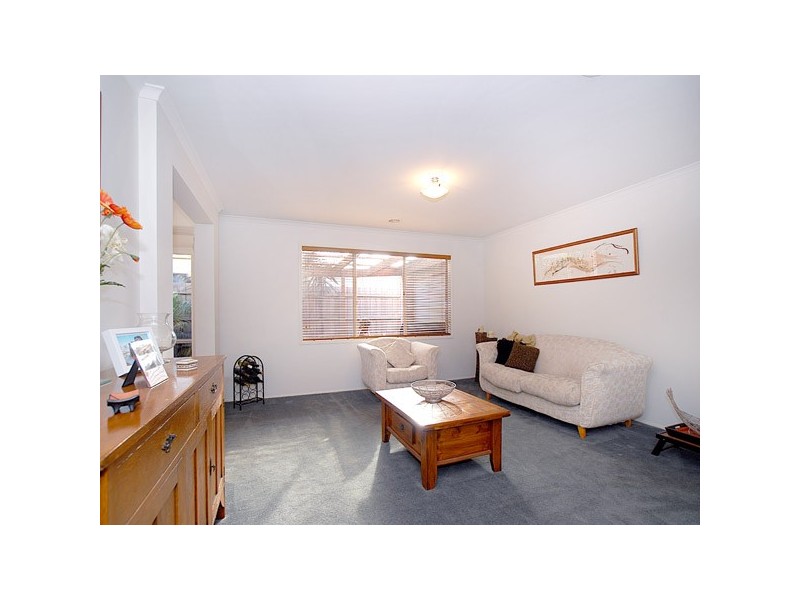 143 Bellevue Drive, Berwick VIC 3806