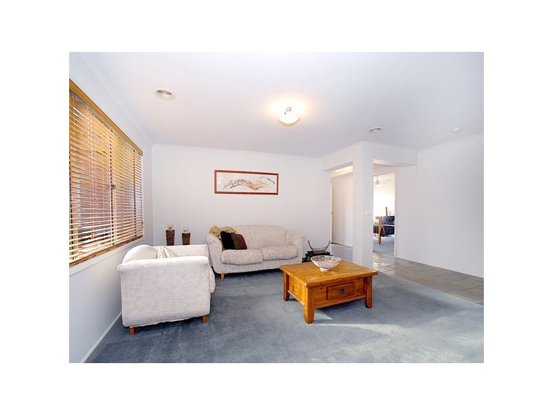 143 Bellevue Drive, Berwick VIC 3806