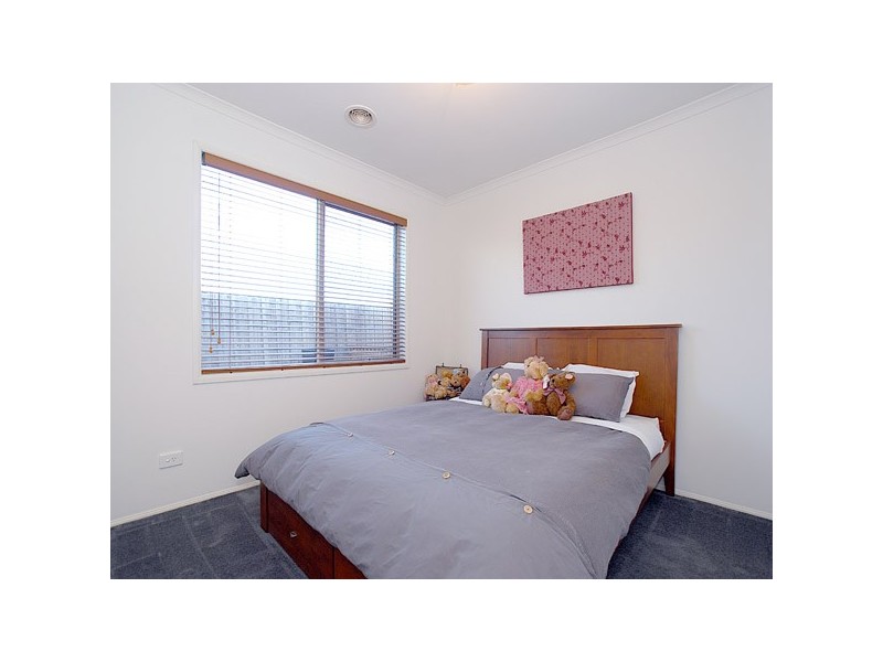 143 Bellevue Drive, Berwick VIC 3806