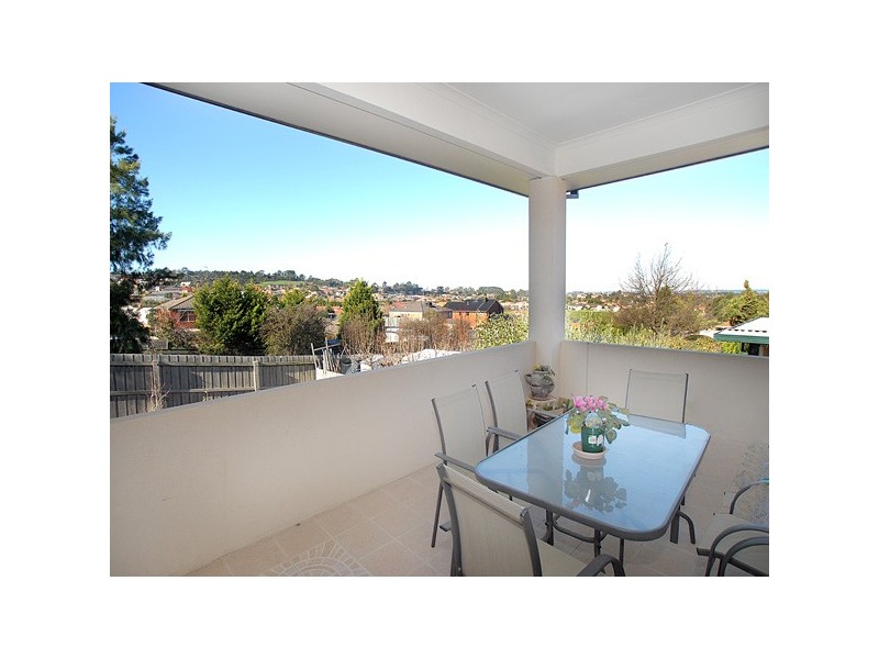 22 Glendale Crescent, Berwick VIC 3806