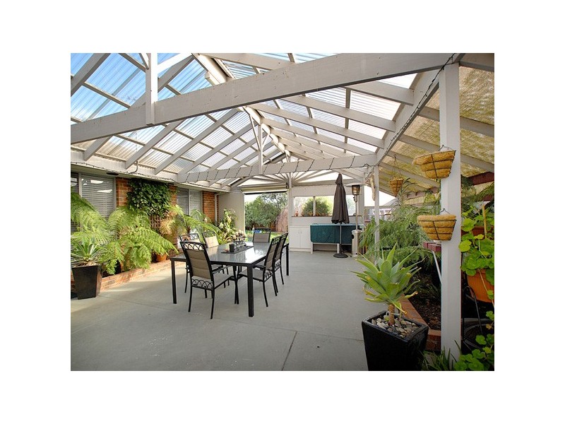 13 Durham Court, Narre Warren VIC 3805