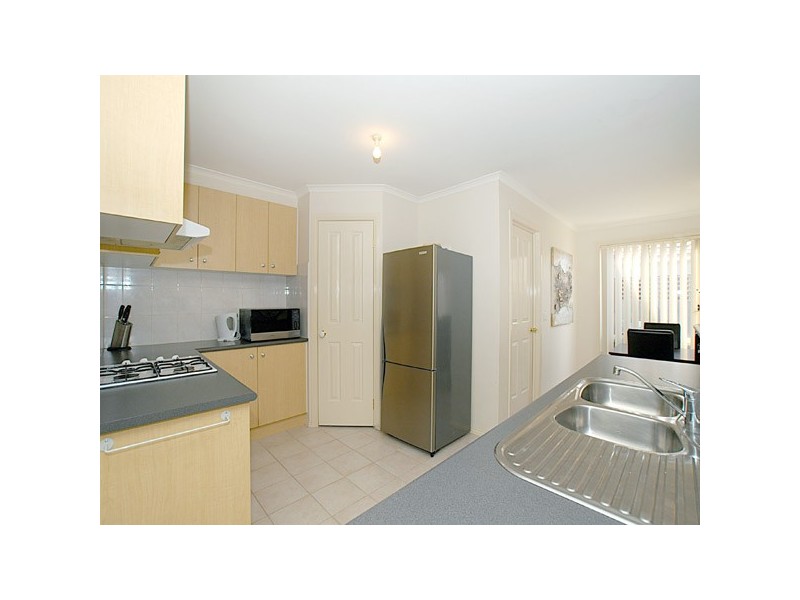 10 Baronessa Avenue, Narre Warren South VIC 3805