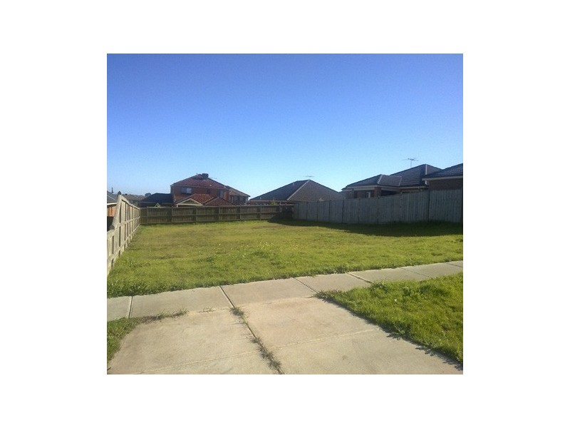 65 Skyline Way, Berwick VIC 3806