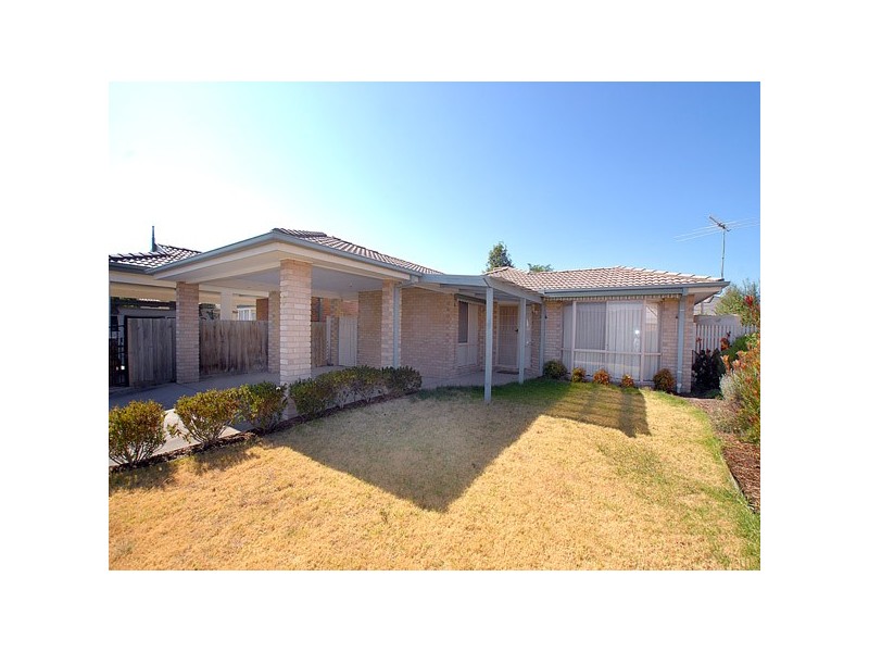 9 Riddleston Court, Narre Warren South VIC 3805