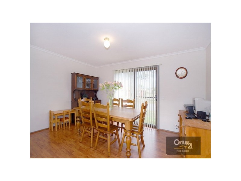 17 Coolabah Grove, Berwick VIC 3806