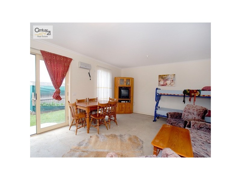 21 Sheldon Drive, Berwick VIC 3806