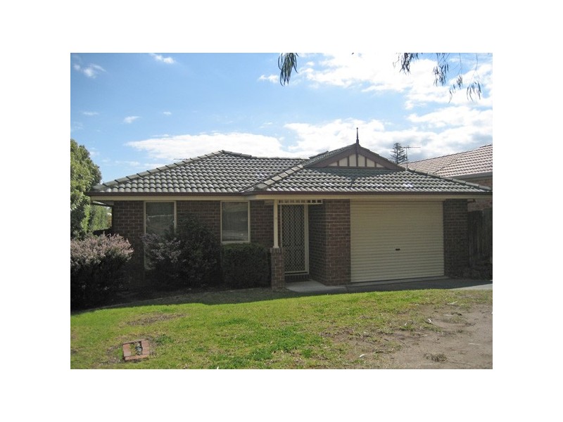 20 Cullen Close, Berwick VIC 3806
