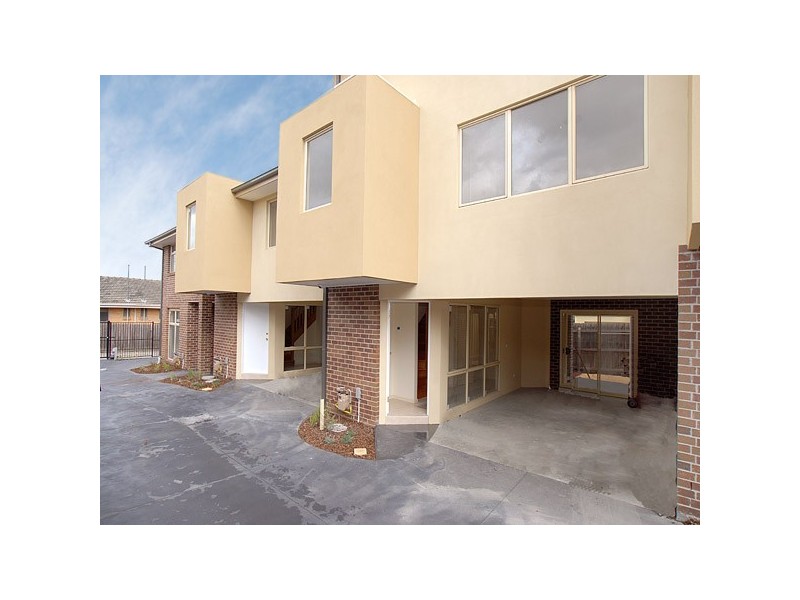 2/19 Hemmings Street, Dandenong VIC 3175