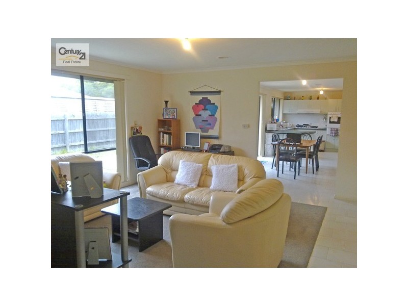 80 The Parkway, Hampton Park VIC 3976
