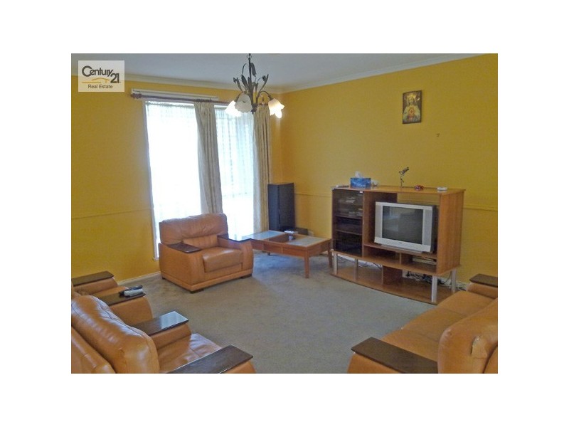 61 The Parkway, Hampton Park VIC 3976