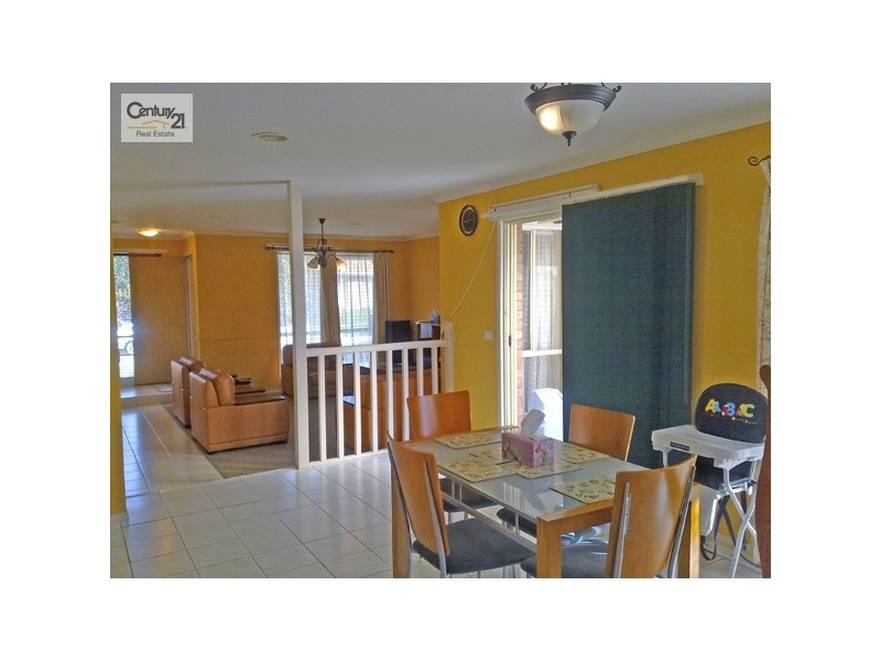 61 The Parkway, Hampton Park VIC 3976