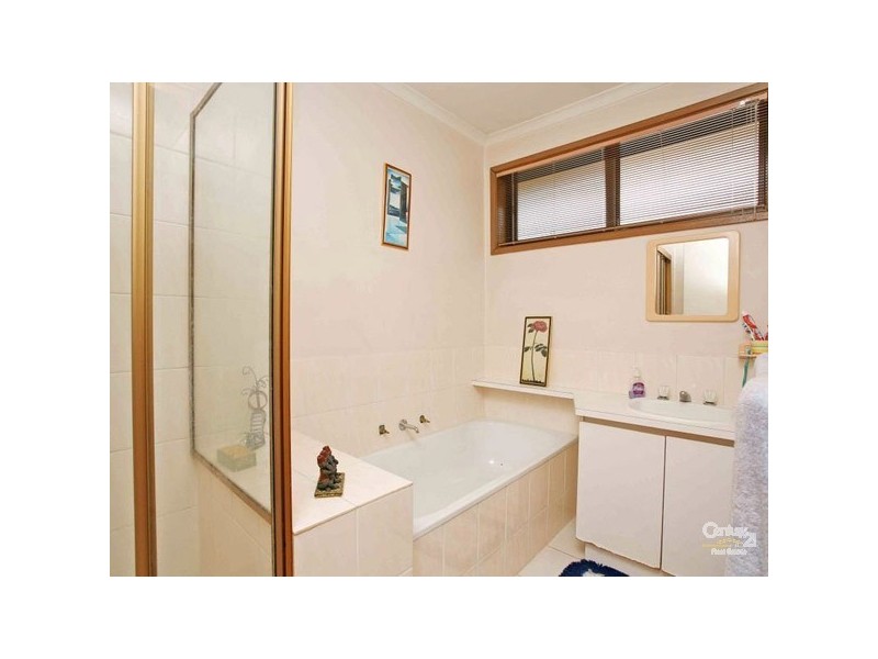 31 Springfield Drive, Narre Warren VIC 3805