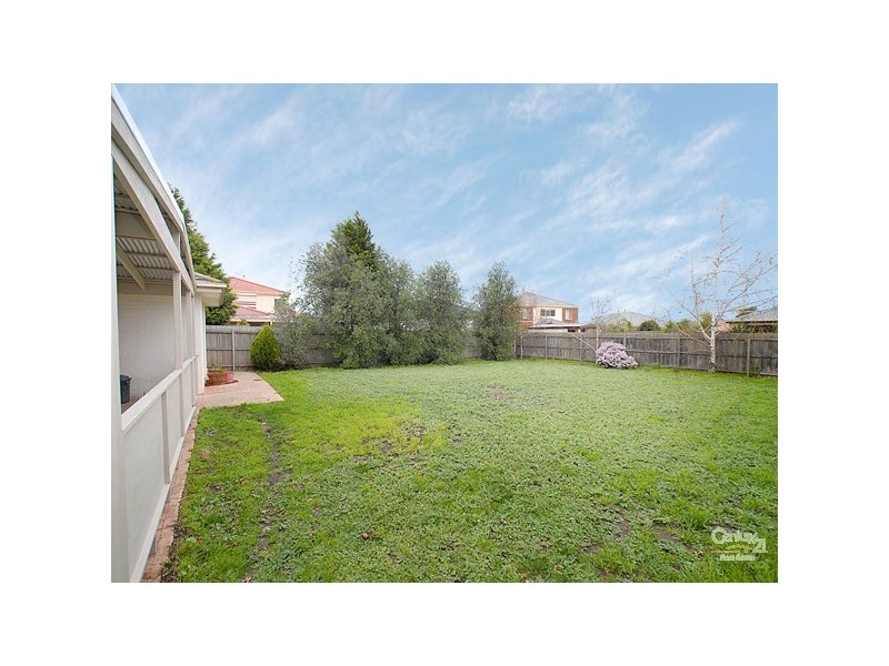 8 Jardine Court, Narre Warren South VIC 3805