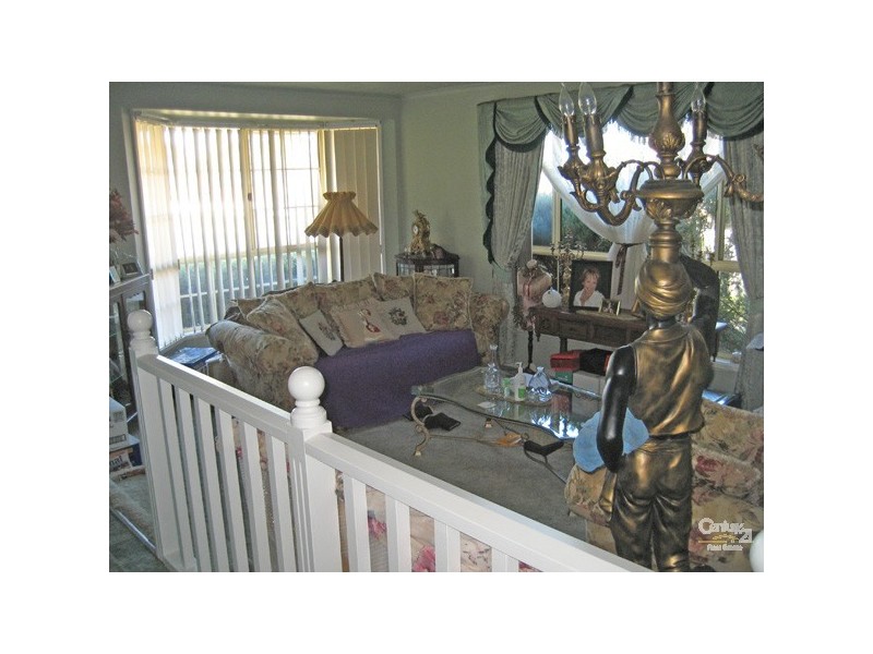 2 Ohio Crescent, Narre Warren VIC 3805