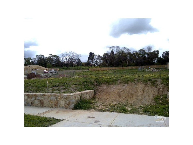 26 (Lot 476) Bushlark Court, Berwick VIC 3806