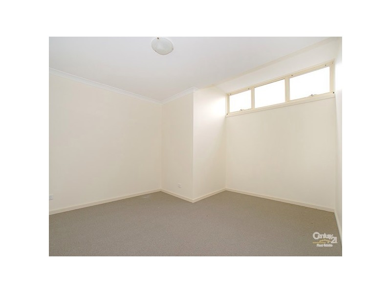 2/19 Hemmings Street, Dandenong VIC 3175