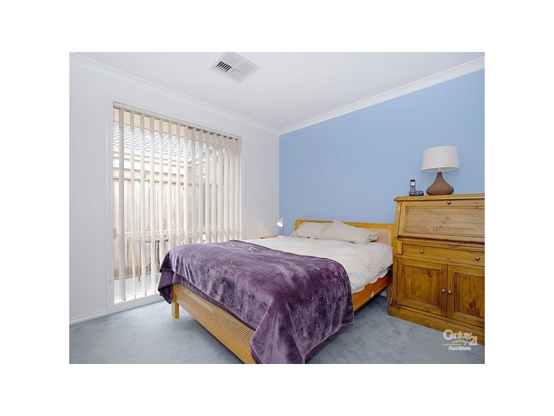 48 Don Collins Way, Berwick VIC 3806