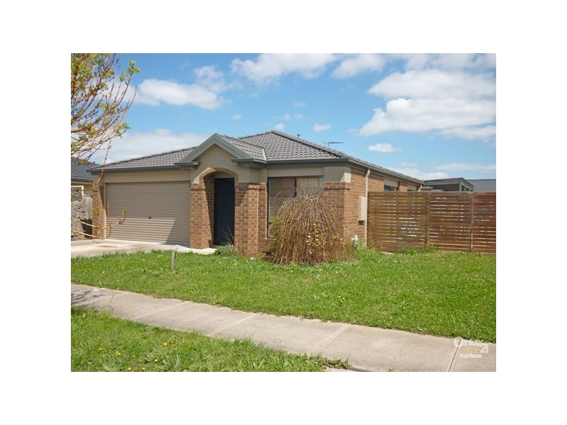 141 Bellevue Drive, Berwick VIC 3806