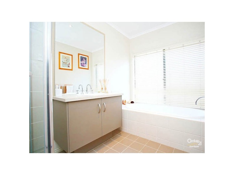 53 Beethoven Drive, Narre Warren South VIC 3805