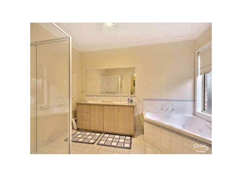 4 Tamar Court, Narre Warren VIC 3805