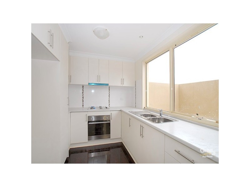 4/19 Hemmings Street, Dandenong VIC 3175