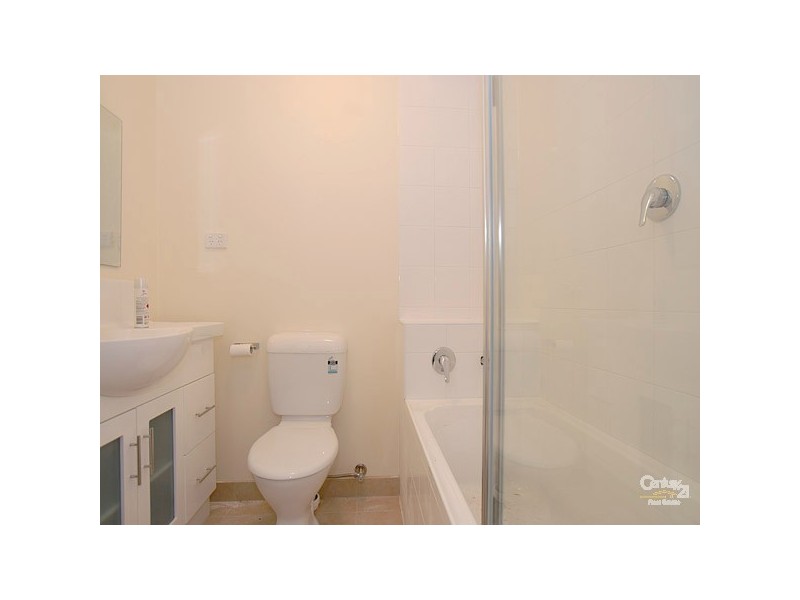 4/19 Hemmings Street, Dandenong VIC 3175