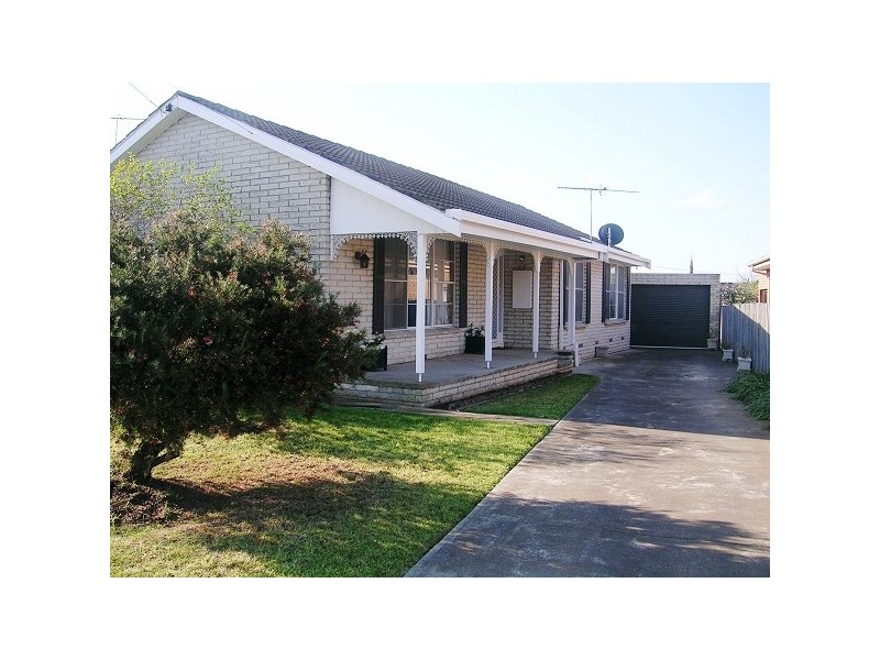 27 Furner Avenue, Bell Park VIC 3215