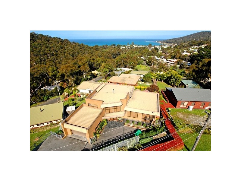 31 Richardson Blvd, Lorne VIC 3232