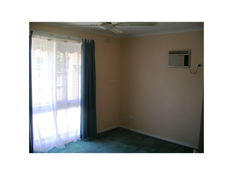 9 Newton Avenue, Bell Post Hill VIC 3215