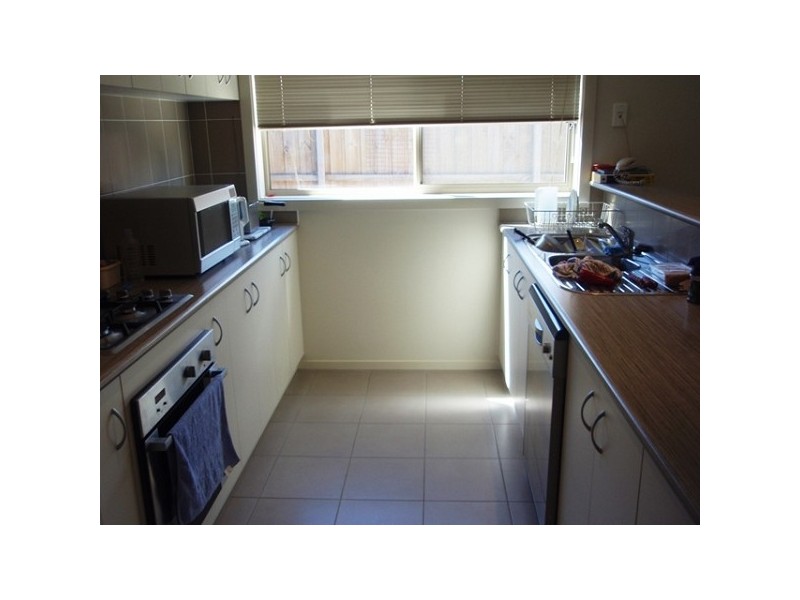 1/2 Bingara Avenue, Norlane VIC 3214