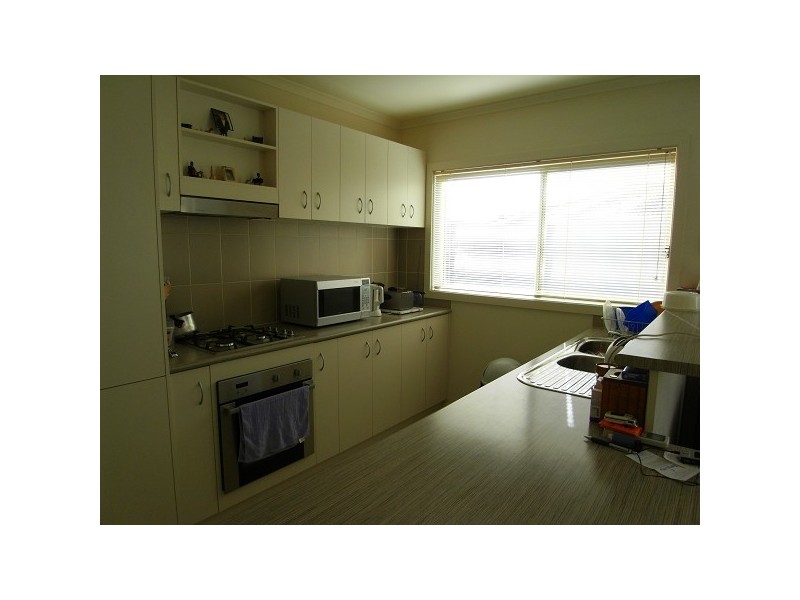 1/2 Bingara Avenue, Norlane VIC 3214