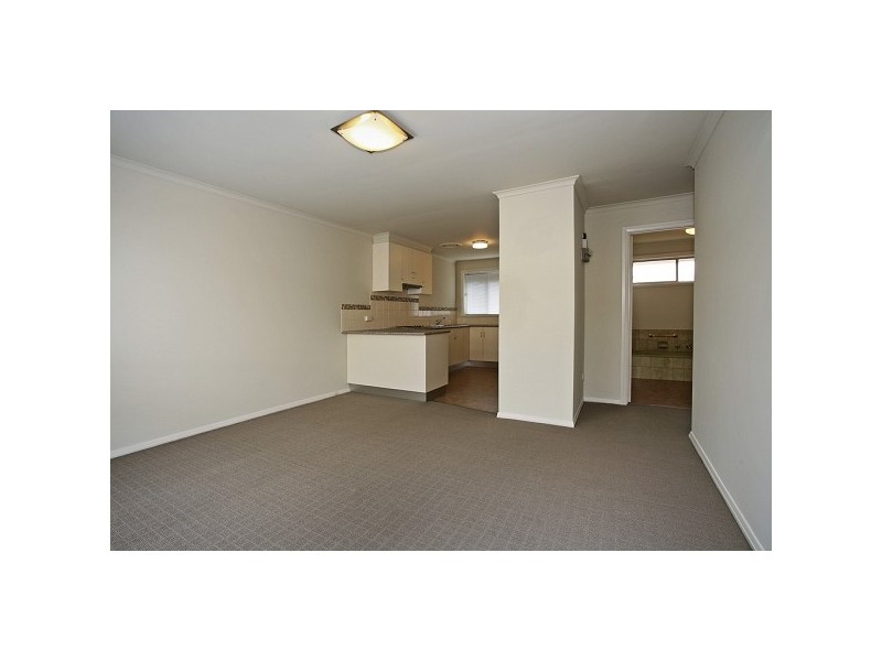 3/10 Volum Street, Manifold Heights VIC 3218
