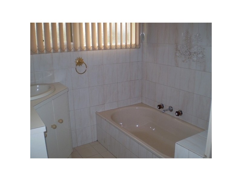 75 Darriwill Street, Bell Post Hill VIC 3215