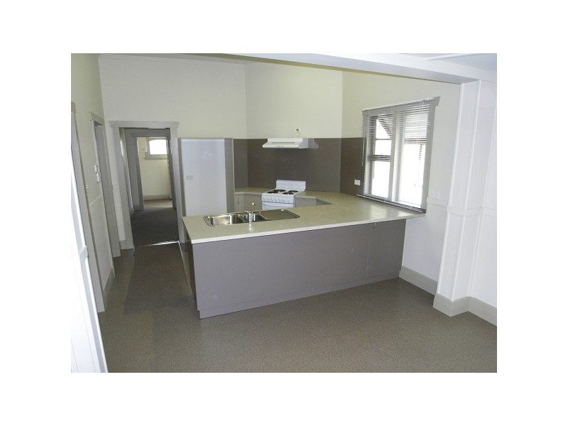 107 Waratah Street, Geelong West VIC 3218