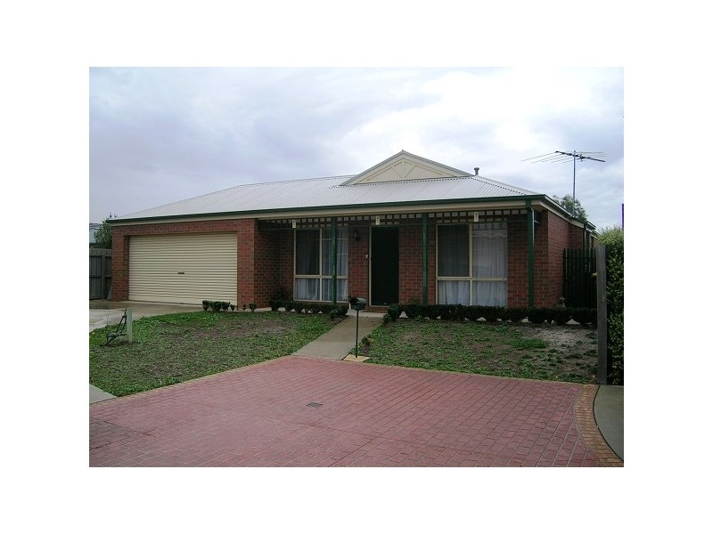 5 Redleaf Close, Lara VIC 3212