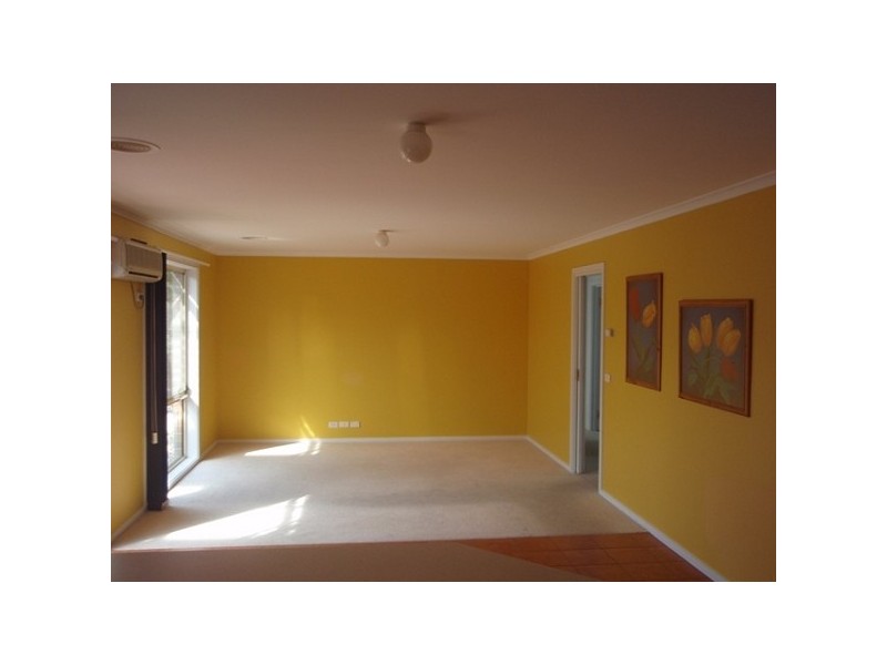 5 Redleaf Close, Lara VIC 3212