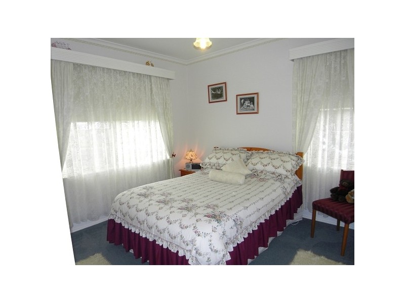 143 St Albans Rd, East Geelong VIC 3219