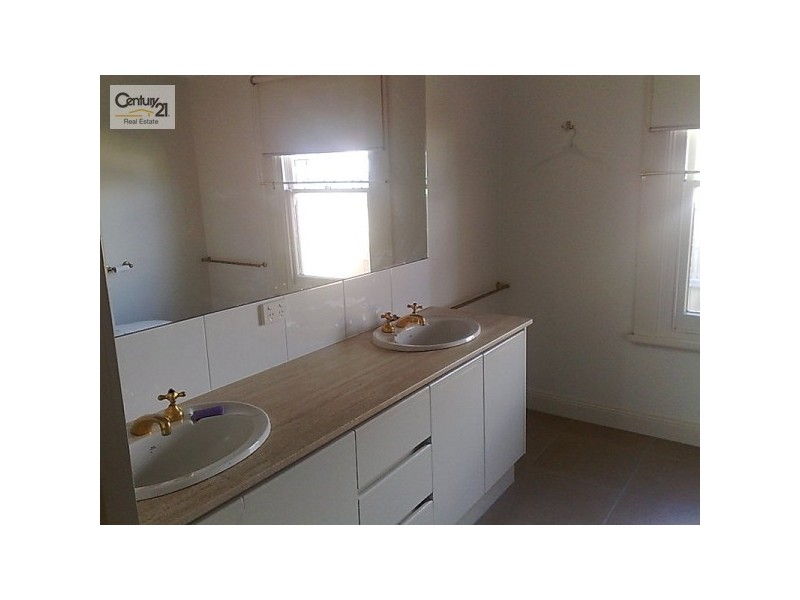 28 Mercer Street, Winchelsea VIC 3241