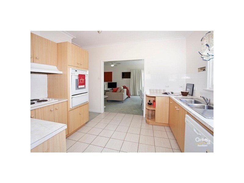 44 Clarke Street, Newtown VIC 3220