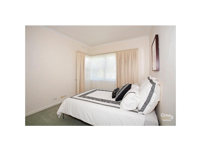 44 Clarke Street, Newtown VIC 3220