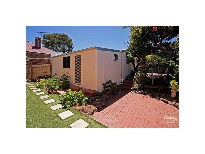 44 Clarke Street, Newtown VIC 3220
