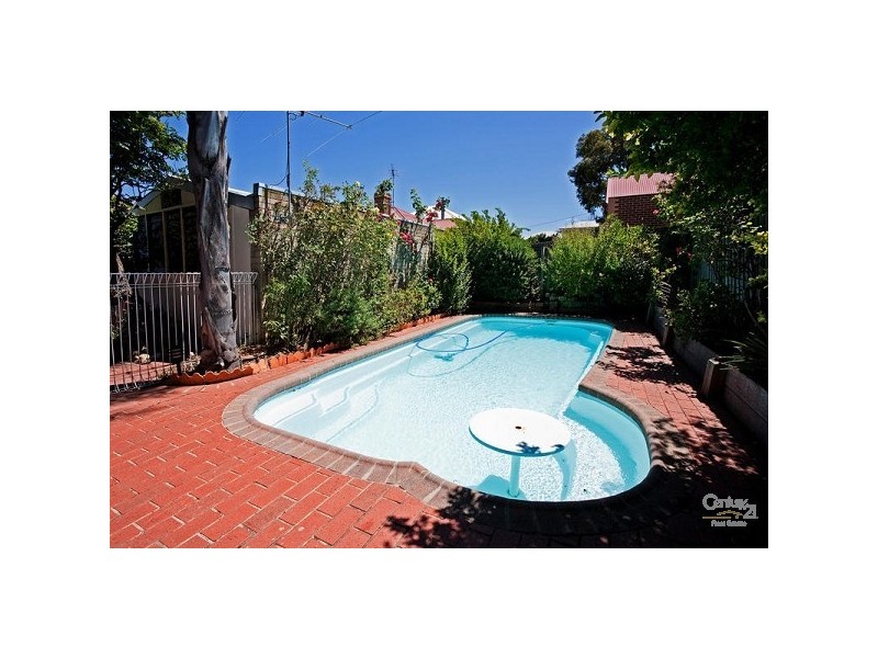 44 Clarke Street, Newtown VIC 3220