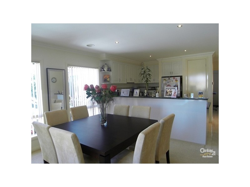 2/74 Sladen Street, Hamlyn Heights VIC 3215