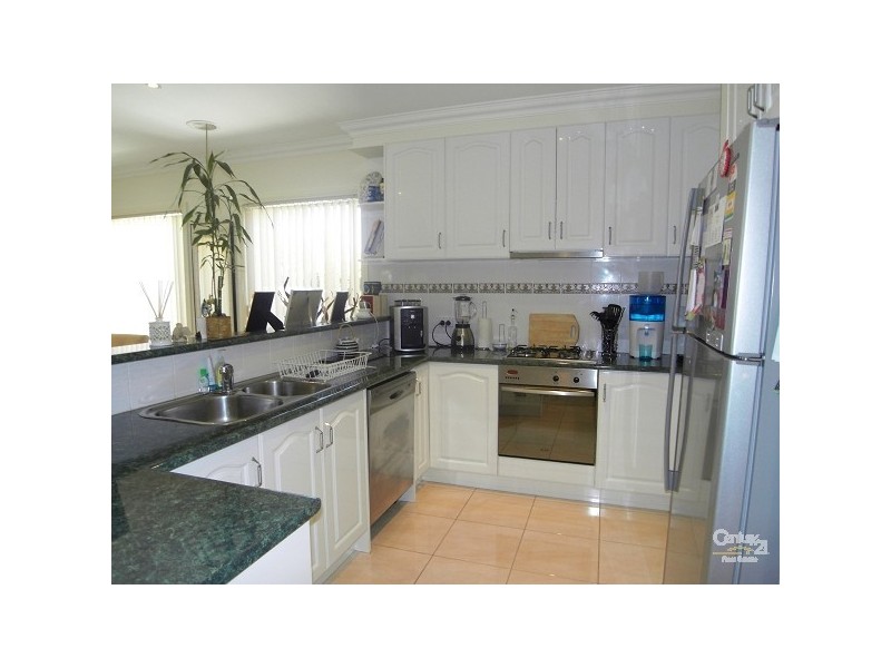 2/74 Sladen Street, Hamlyn Heights VIC 3215