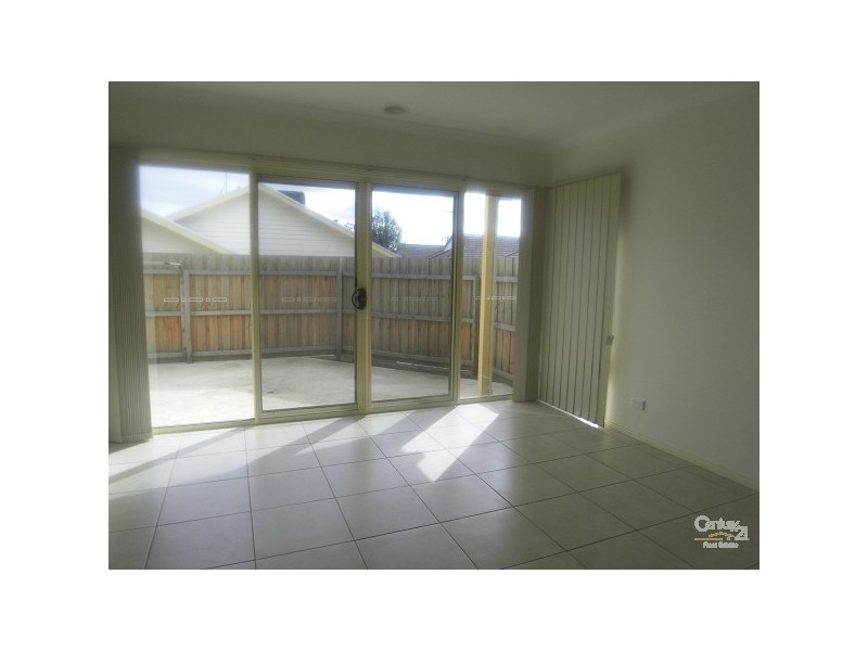 Unit 2 , 88 Isabella Street, Geelong West VIC 3218