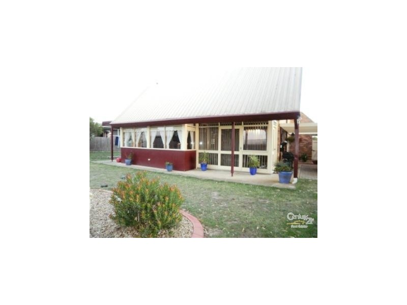 17 Carmichael Court, Leopold VIC 3224