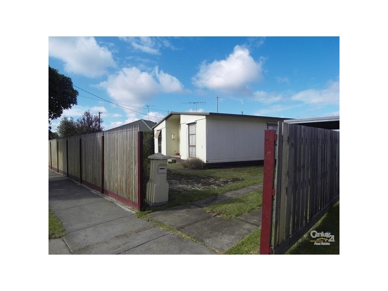 11 Glenelg Avenue, Corio VIC 3214